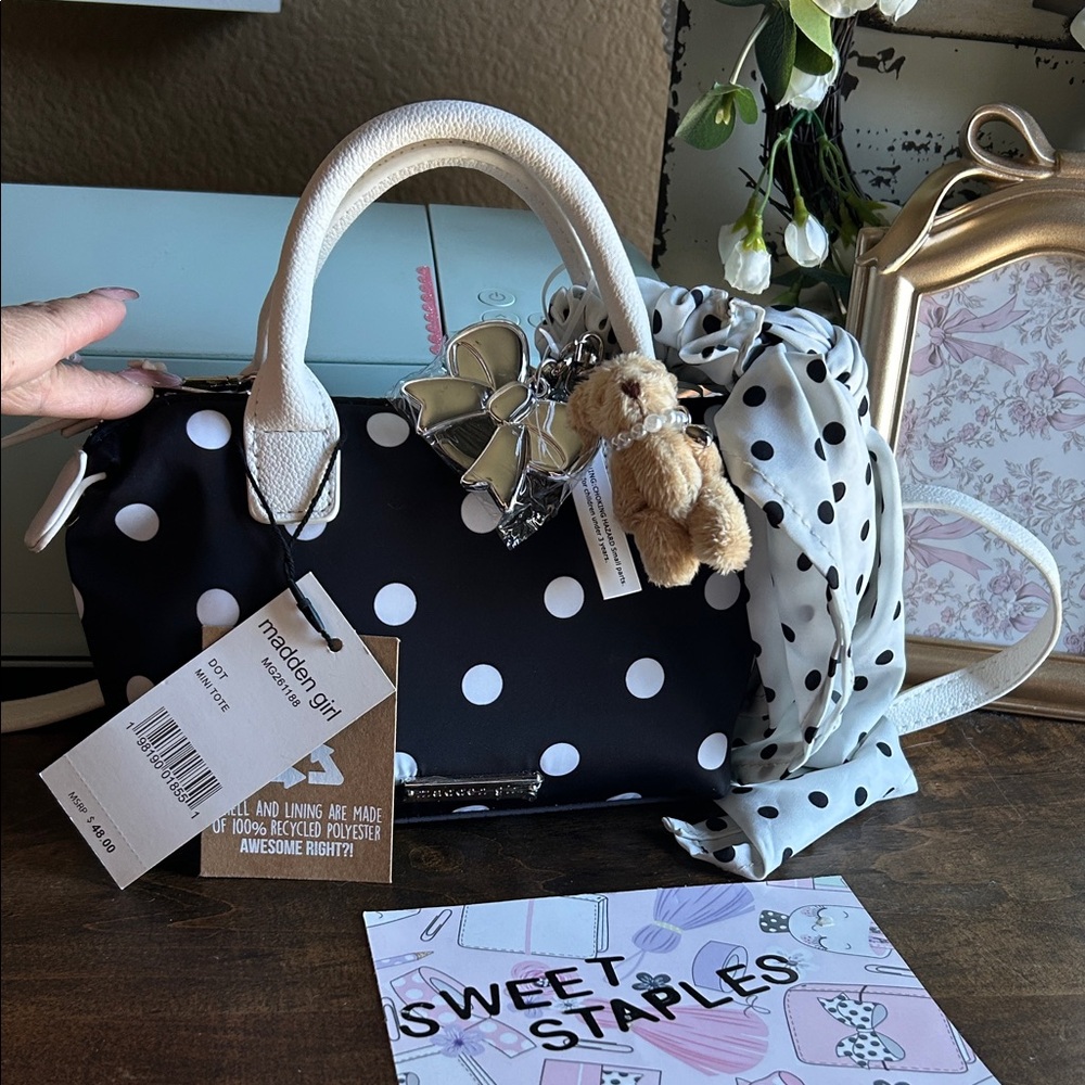 🎀 Viral Madden Girl Polka Dot Satchel w Scrunchie Bow Charms Bear